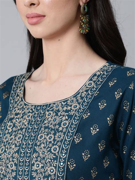 Women S Navy Blue Ethnic Motifs Embroidered Thread Work Kurta With