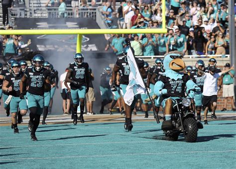 South Carolina Election Commission To Put Logo On Coastal Carolina S Teal Football Field Abc