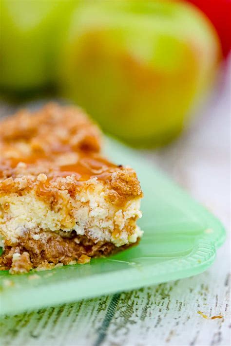 Apple Crisp Cheesecake Bars The Baking ChocolaTess