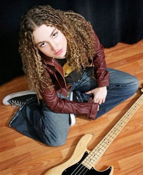 Tal Wilkenfeld Musician Portraits Bass Guitarist Bass Guitar