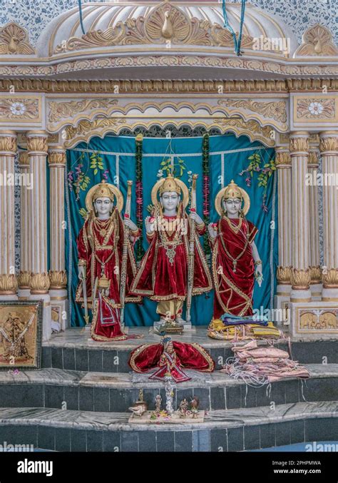 09 20 2022 Laxman Ram And Sita Marble statue at Shree Ramji Mandir ...