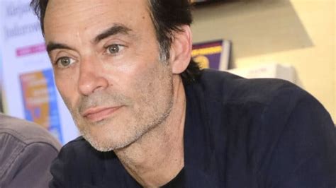 Photo Anthony Delon et sa fille Liv Arrivées aux obsèques de Jean