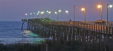 Jolly Roger Inn And Pier Oceanfront Motel Hotel Fishing Pier Grill