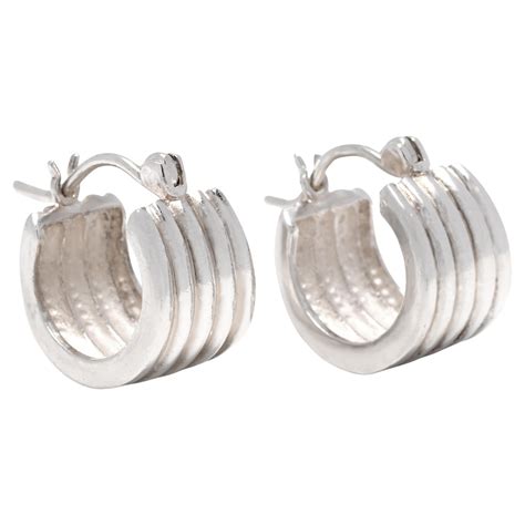 Vintage Ribbed Shrimp Huggie Hoop Earrings Sterling Silver For Sale At