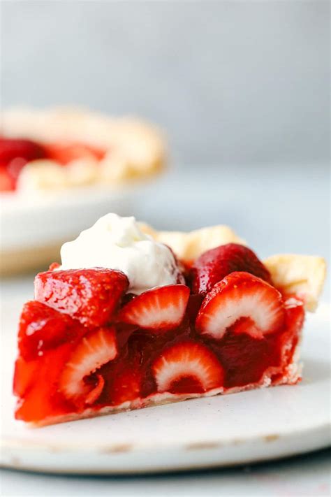 The Easiest Fresh Strawberry Pie