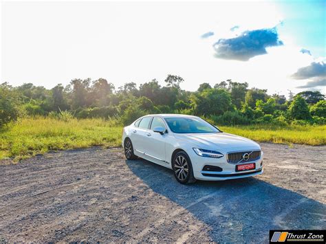 2023 Volvo S90 Mild Hybrid Review, Road Test