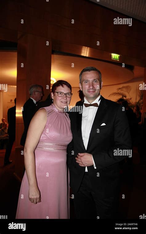 Martin Dulig Und Ehefrau Susann Beim Leipziger Opernball In