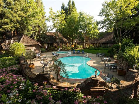 12 Best Napa Hotels for 2024 | Where to stay in Napa Valley