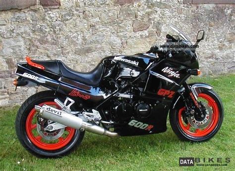 1989 Kawasaki GPZ600R Moto ZombDrive