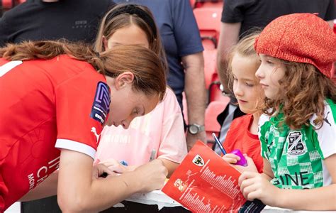 Fans Guide Swindon Town Women Vs Southampton Women News Swindon Town