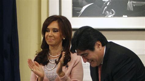 Piden Detener A Expresidenta Argentina Y Ella Ve Persecución