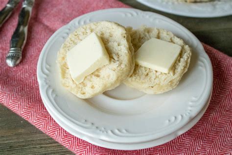 Buttermilk Biscuits | RecipeLion.com