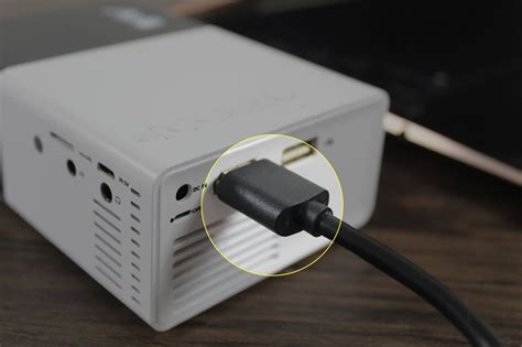 How To Connect A Laptop To A Projector