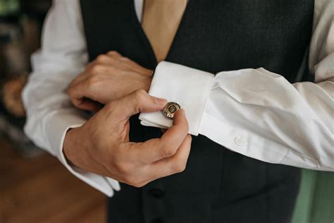 Book an Appointment | Sand Creek Bridal
