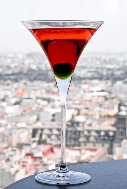 Premium Photo Cocktail Martini Cosmopolitan With Cherry In The