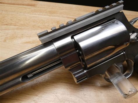 Smith & Wesson 460 XVR – .460 S&W Magnum | D4 Guns