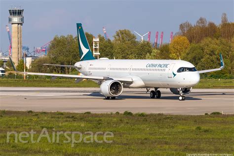 Cathay Pacific Airbus A321 251NX D AVYP Photo 523647 NetAirspace