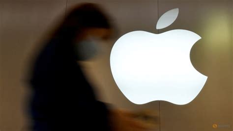 Apple Becomes First Company To Hit Us 3 Trillion Market Value Then