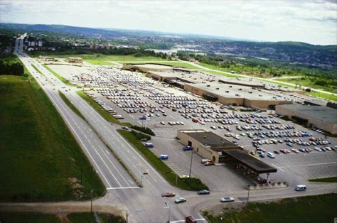 Le Carrefour De L Estrie En 1980 Scrolller