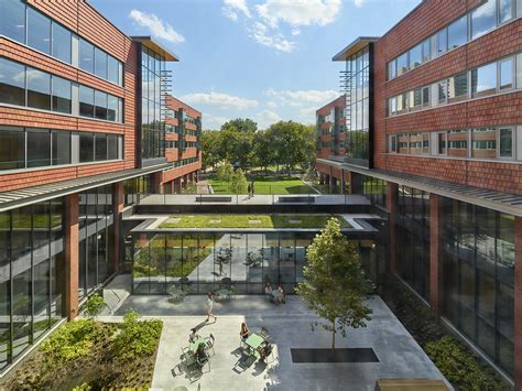 University of Pennsylvania, Gutmann College House - Bohlin Cywinski Jackson