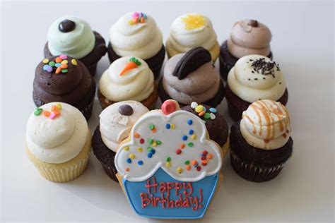 Birthday Cupcake Gift | Toronto Cupcake Delivery.ca