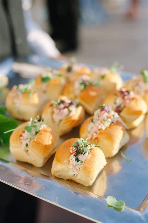 Wedding Hors D Oeuvres Tips For A Delicious And Memorable Reception