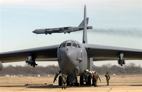 Voar News AviaÇÃo And Defesa Reativado O 69ºesquadrÃo B 52 Da Usaf