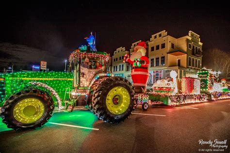 2023 Northwest Lighted Christmas Parade Live And In Person Historic