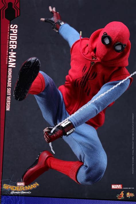 Hot Toys Reveals Their Spider Man Homecoming Action Figure Of Spider Man In His Homemade Suit