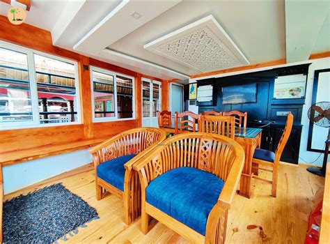 Two Bedroom Front Glass Houseboat With Upper Deck Hbcode Bgr