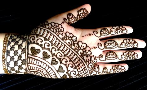 simple henna design for hands 5