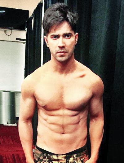 Varun Dhawan S Troll Proof Photo Goes Viral Entertainment