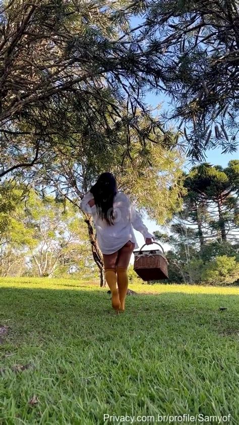 Samyof Going On A Picnic Naked In The Woods Cnn Amador