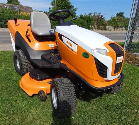 SOLD USED 2019 STIHL RT 6127 ZL Petrol Ride On Lawn Mower Frank Nicol