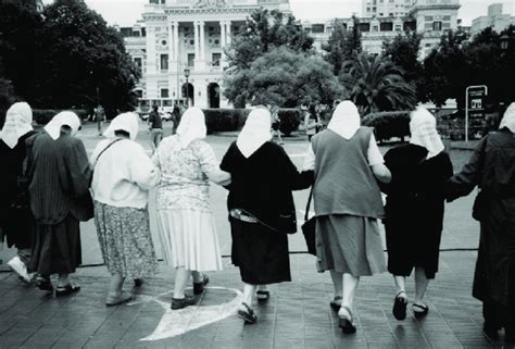 Con Diversos Actos Las Madres De Plaza De Mayo Conmemoran Sus A Os