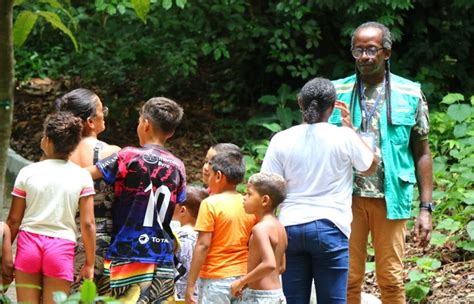 Cinema jogos brincadeiras e educação ambiental marcam o início da