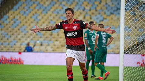 Flamengo Oficializa Fiorentina Que Ir Exercer Op O De Compra De