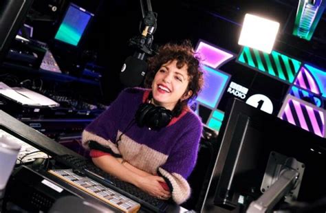 Radio Legende Annie Mac hört nach 17 Jahren bei BBC Radio 1 auf DJ