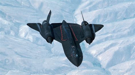 sr  blackbird jet  faster   commercial plane
