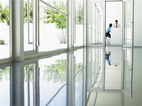 Self Leveling Epoxy Floor Paint