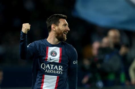 Lionel Messi Scores Two Sublime Goals For Paris Saint Germain As Kylian Mbappe Neymar And