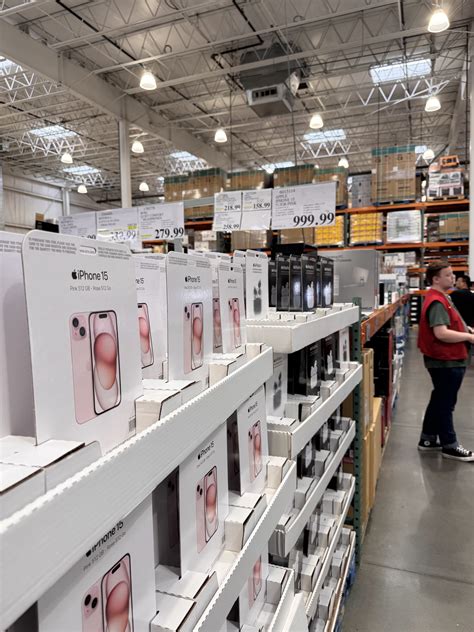 costco iphone 17