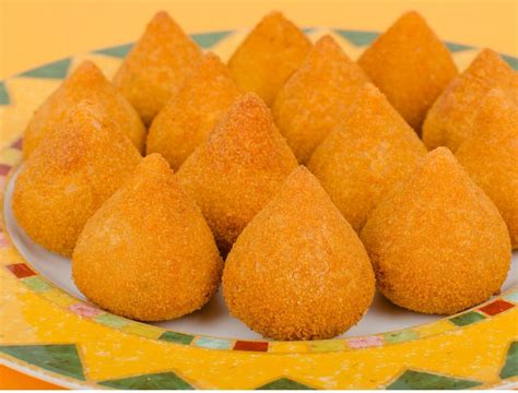 Receita Fit Coxinha De Batata Doce Recheada De Frango E Milho