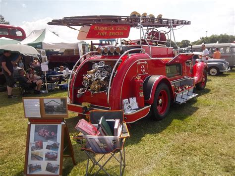 Fordson Fire Engine Photographed At The Bromley Pageant Of John