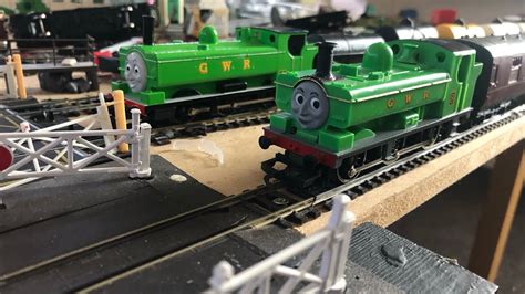 Hornby Duck Vs Bachmann Duck YouTube