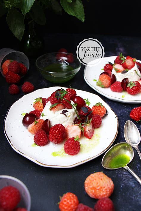 Faisselle Fruits Rouges Et Sirop De Basilic Devorezmoi