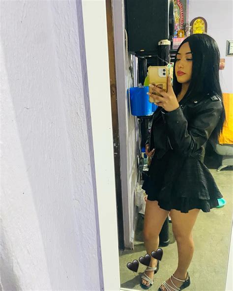 Fany Tapia | 🖤 | Instagram