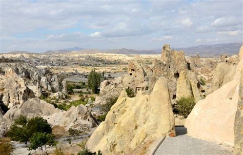 Vista Del Museo Del Aire Abierto De Goreme Compleja Con Las Iglesias