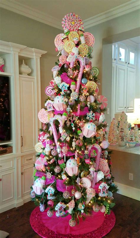 7 Easy and Inexpensive Candyland Theme Christmas Decorations - DHOMISH