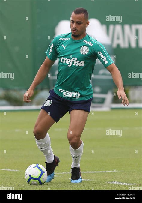 SÃO PAULO SP 09 05 2019 TREINO DO PALMEIRAS The player Arthur